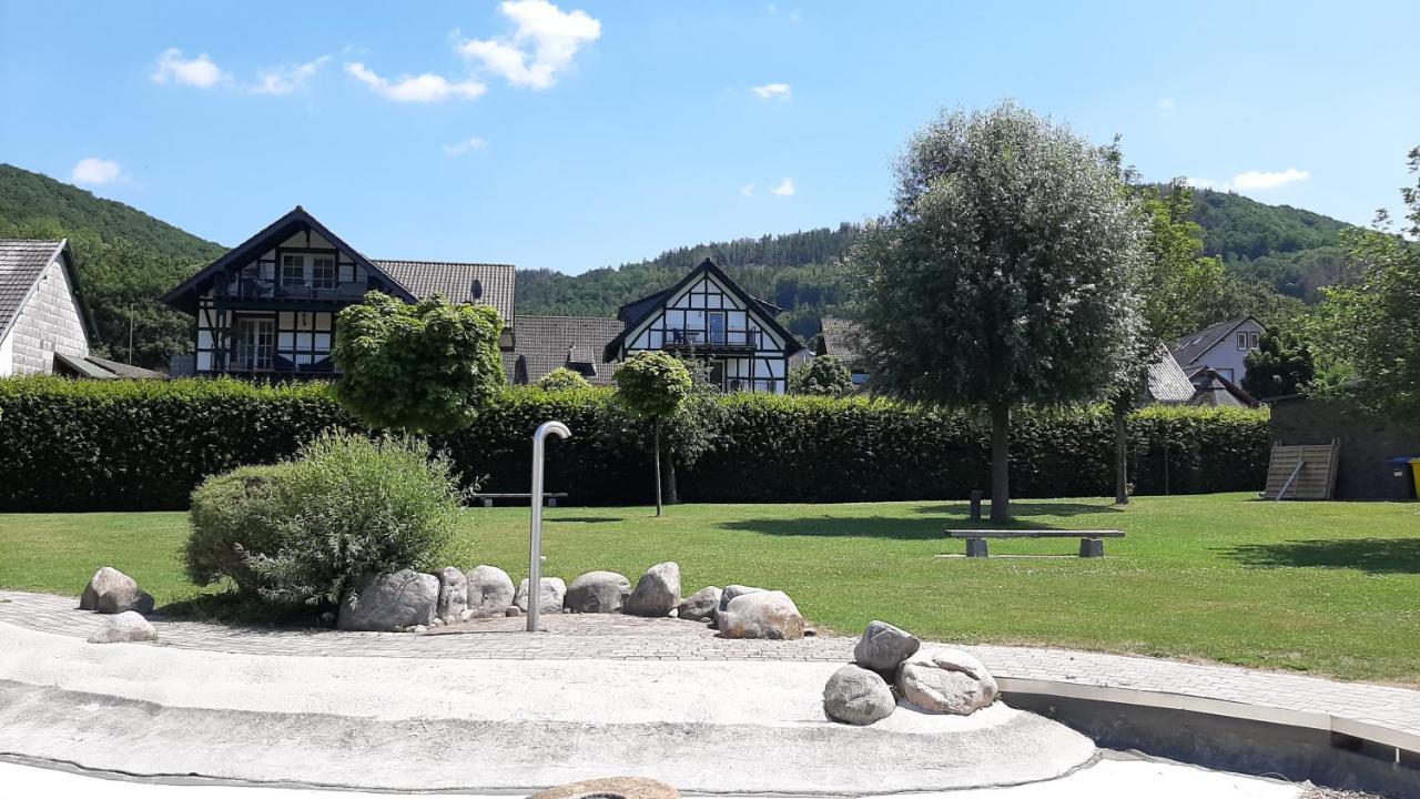 Ferienwohnungen Rurseeblick Einruhr Exterior photo